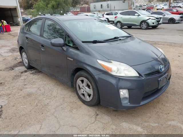 TOYOTA PRIUS - 1
