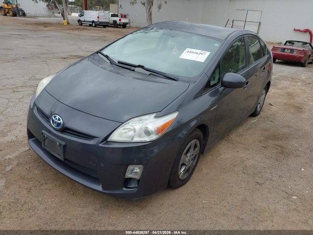 TOYOTA PRIUS - 2