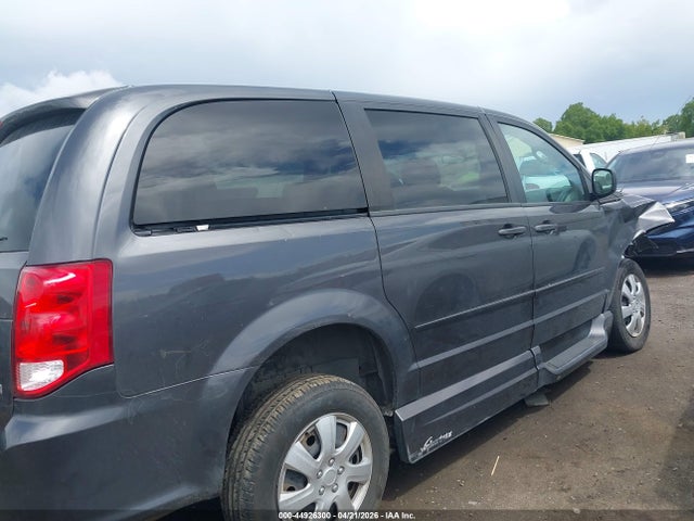 2017 DODGE GRAND CARAVAN SE 12