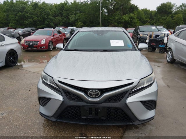 TOYOTA CAMRY - 6
