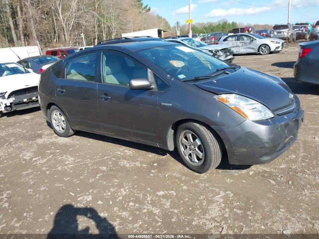 TOYOTA PRIUS - 1