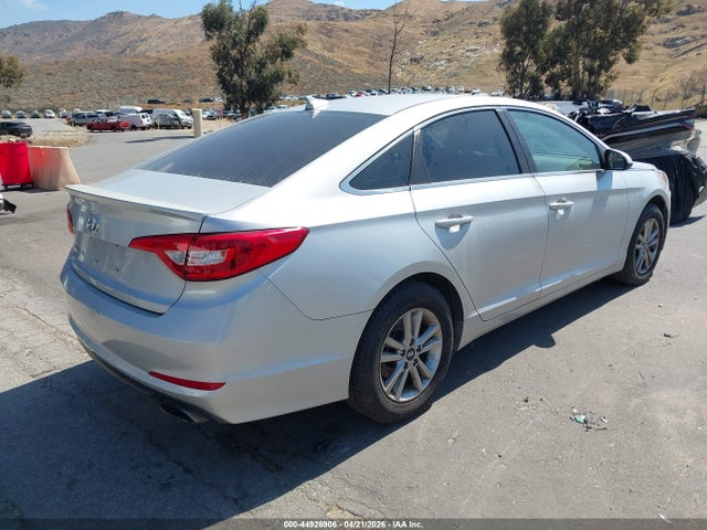 HYUNDAI SONATA SE - 4