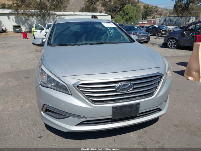 HYUNDAI SONATA SE - 6