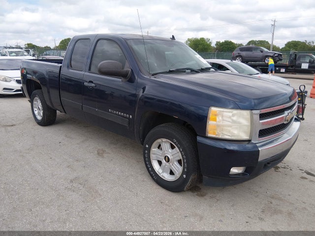 CHEVROLET SILVERADO 1500 LT1 - 1