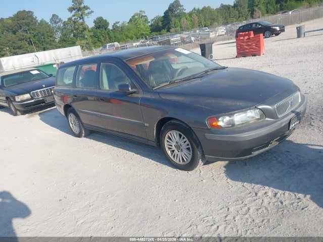 2004 VOLVO V70 2.4