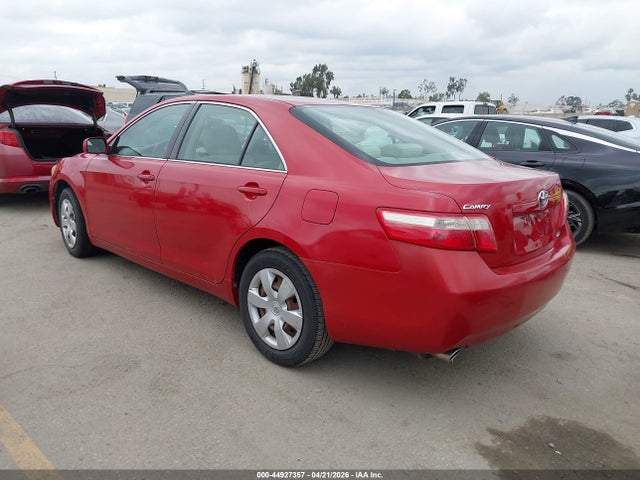 TOYOTA CAMRY - 3