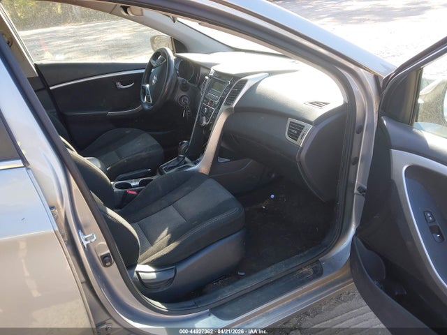 HYUNDAI ELANTRA GT - 5