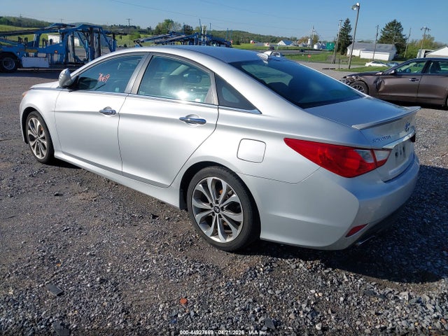 HYUNDAI SONATA SE - 3