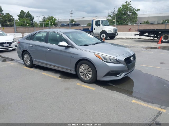 HYUNDAI SONATA HYBRID SE - 1