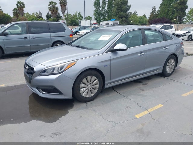 HYUNDAI SONATA HYBRID SE - 2