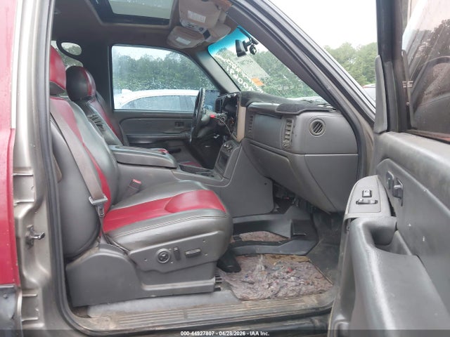 CHEVROLET AVALANCHE 1500 - 5
