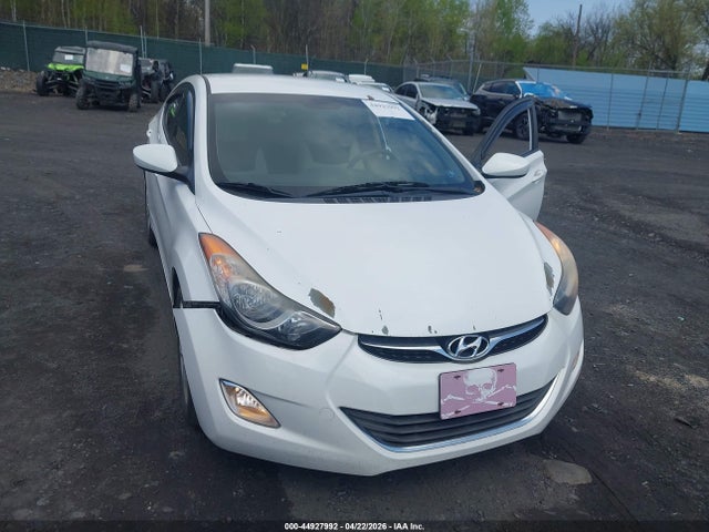 HYUNDAI ELANTRA GLS - 6