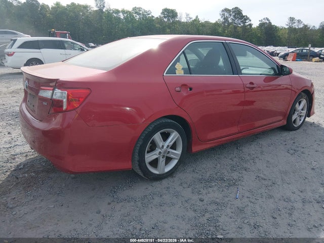 TOYOTA CAMRY - 4
