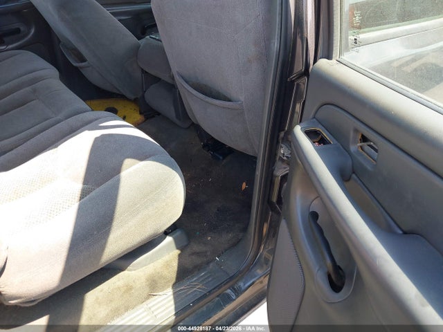 CHEVROLET SILVERADO 1500 LS - 8