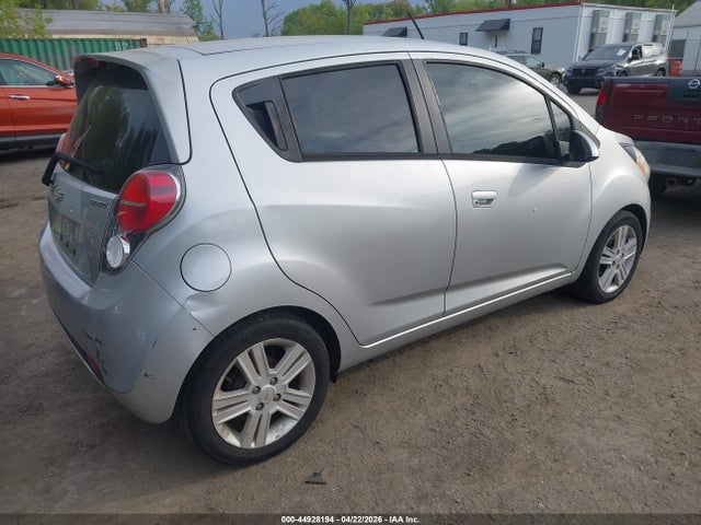 CHEVROLET SPARK 1LT CVT - 4