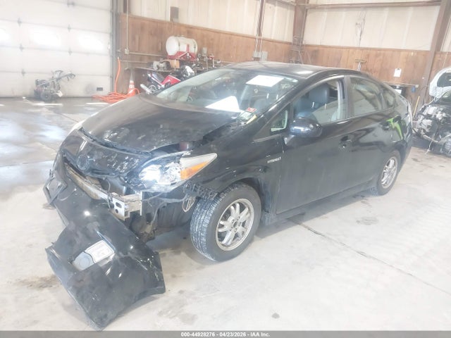 صورة 2 لـ 2011 Toyota PRIUS FOUR
