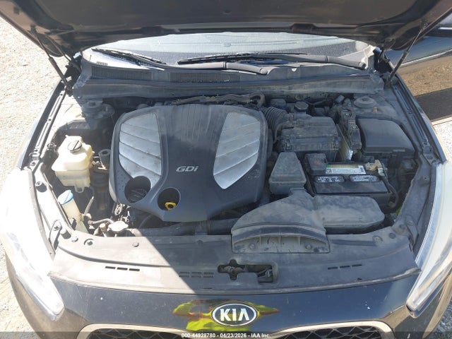 KIA CADENZA PREMIUM - 10