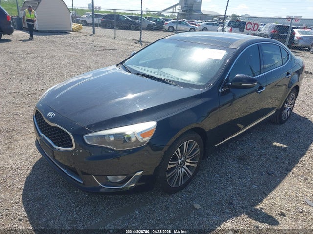 KIA CADENZA PREMIUM - 2