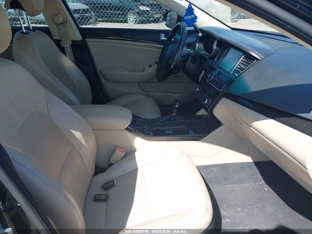 KIA CADENZA PREMIUM - 5