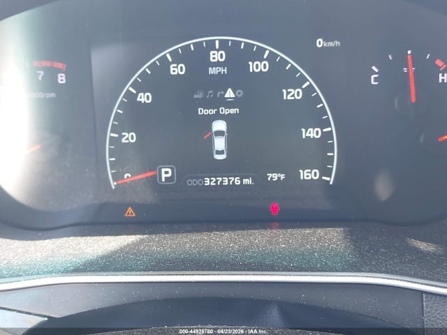 KIA CADENZA PREMIUM - 7