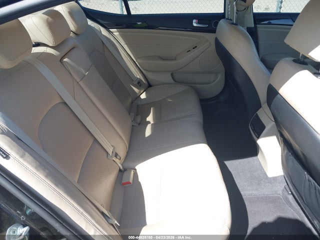 KIA CADENZA PREMIUM - 8