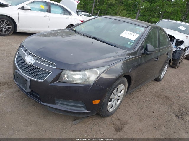 CHEVROLET CRUZE LS AUTO - 2