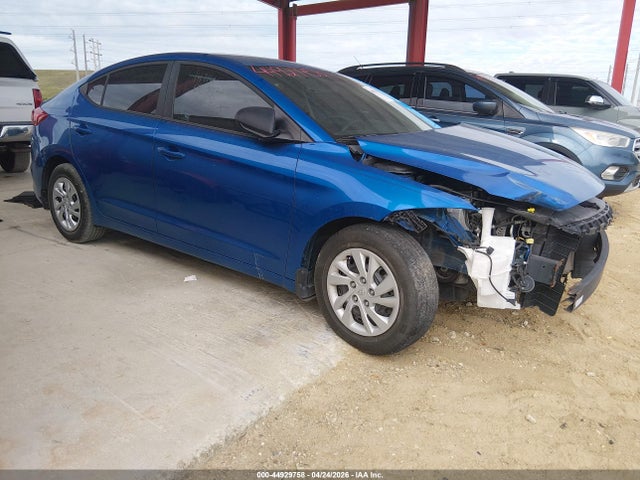 HYUNDAI ELANTRA SE - 1