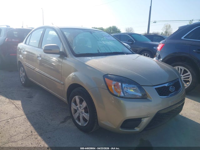 KIA RIO - 1