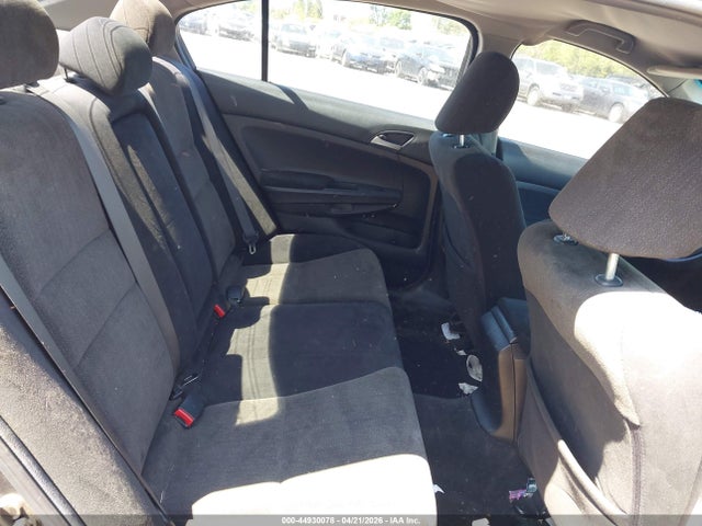 HONDA ACCORD 2.4 LX - 8