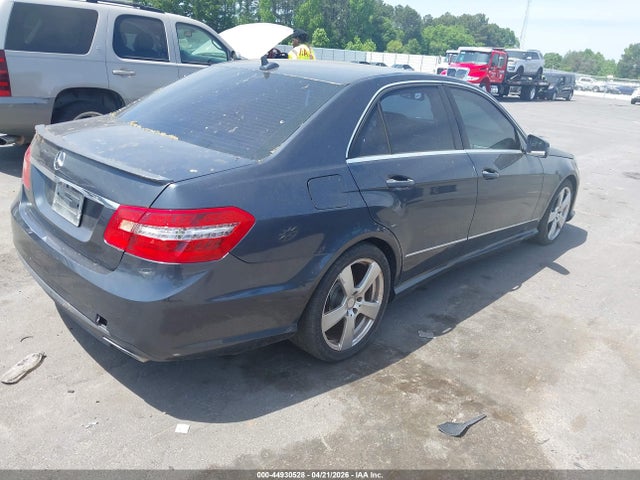 MERCEDES-BENZ E-CLASS - 4