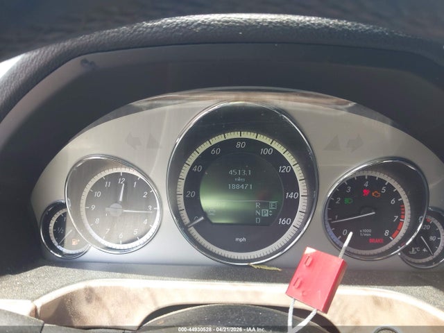 MERCEDES-BENZ E-CLASS - 7