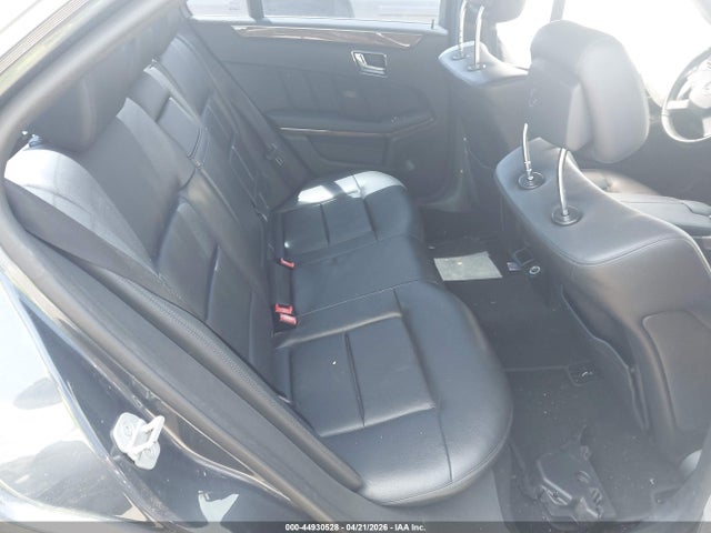 MERCEDES-BENZ E-CLASS - 8