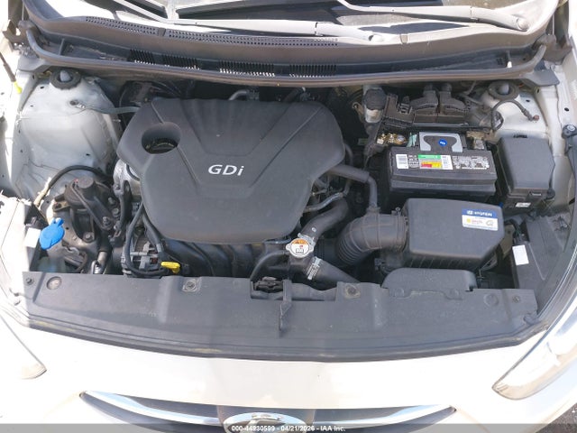 HYUNDAI ACCENT SE - 10