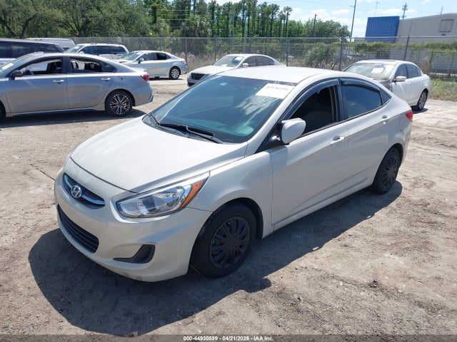 HYUNDAI ACCENT SE - 2