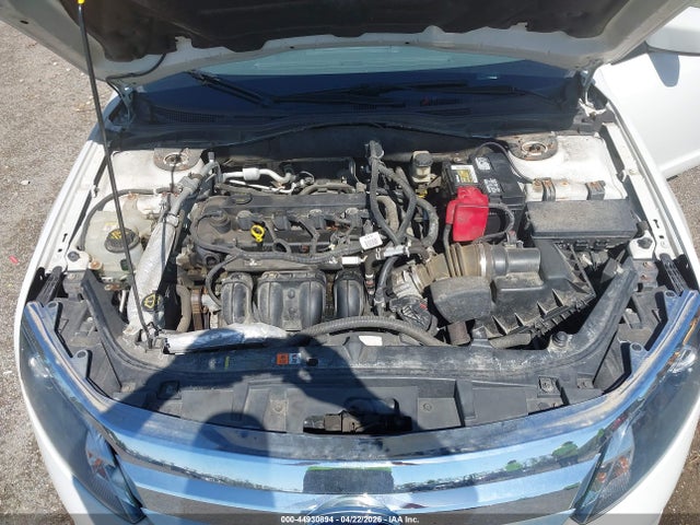 FORD FUSION SE - 10