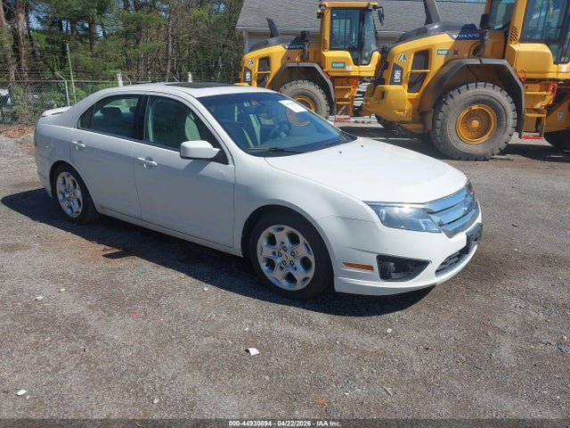 FORD FUSION SE - 1
