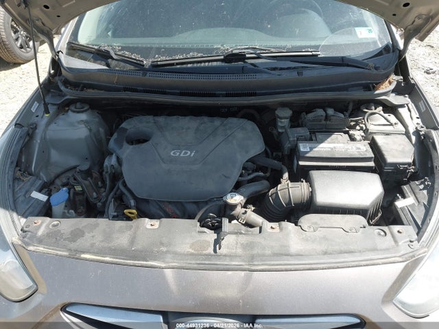 HYUNDAI ACCENT GS - 10