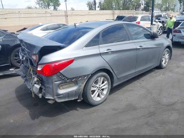 2013 Hyundai SONATA GLS — фото 4