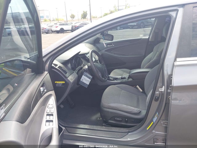 2013 Hyundai SONATA GLS — фото 5