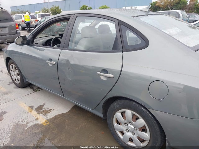 HYUNDAI ELANTRA GLS - 6