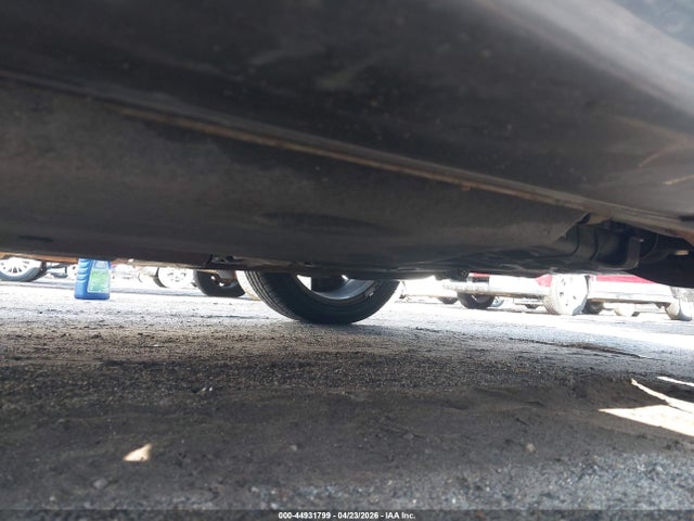 HYUNDAI IONIQ HYBRID LIMITED - 6