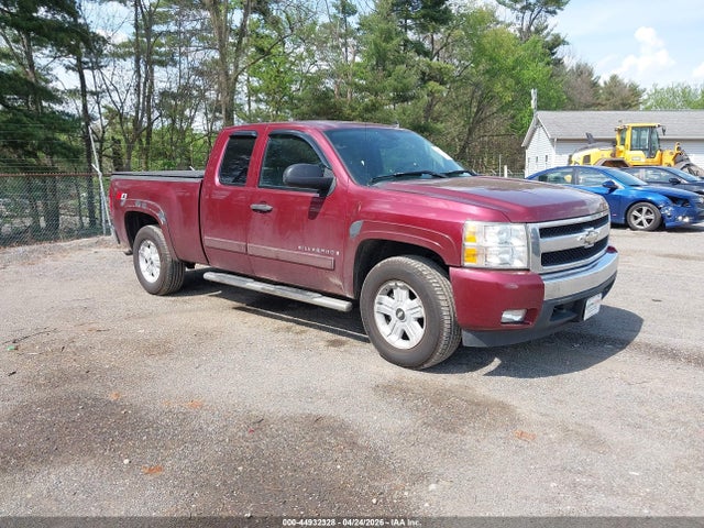 CHEVROLET SILVERADO 1500 - 1