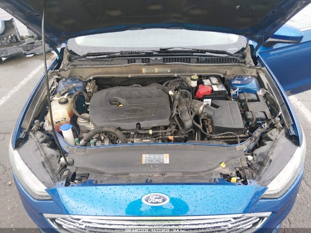 FORD FUSION SE - 10