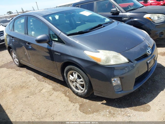 TOYOTA PRIUS - 1