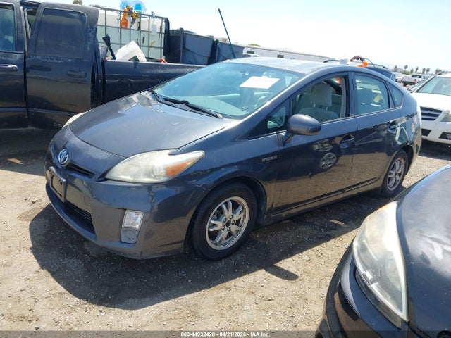 TOYOTA PRIUS - 2