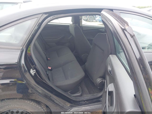 FORD FOCUS S - 8