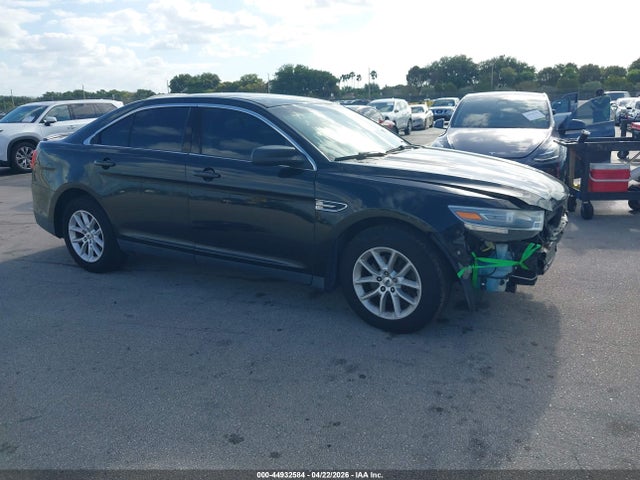 FORD TAURUS SE - 1