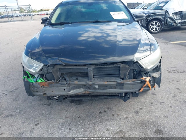 FORD TAURUS SE - 6