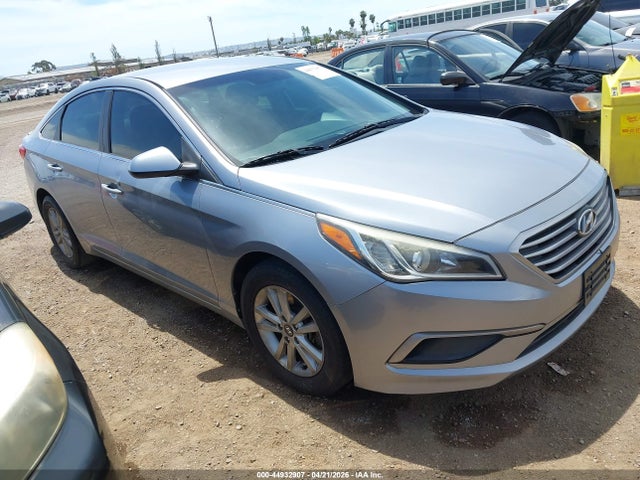 HYUNDAI SONATA SE - 1