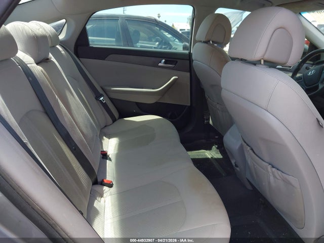 HYUNDAI SONATA SE - 8